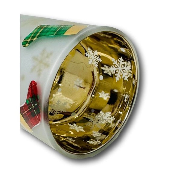 Yankee Candle Christmas Stockings Votive Holder with Frosty Gingerbread Votive - Picture 5 of 6